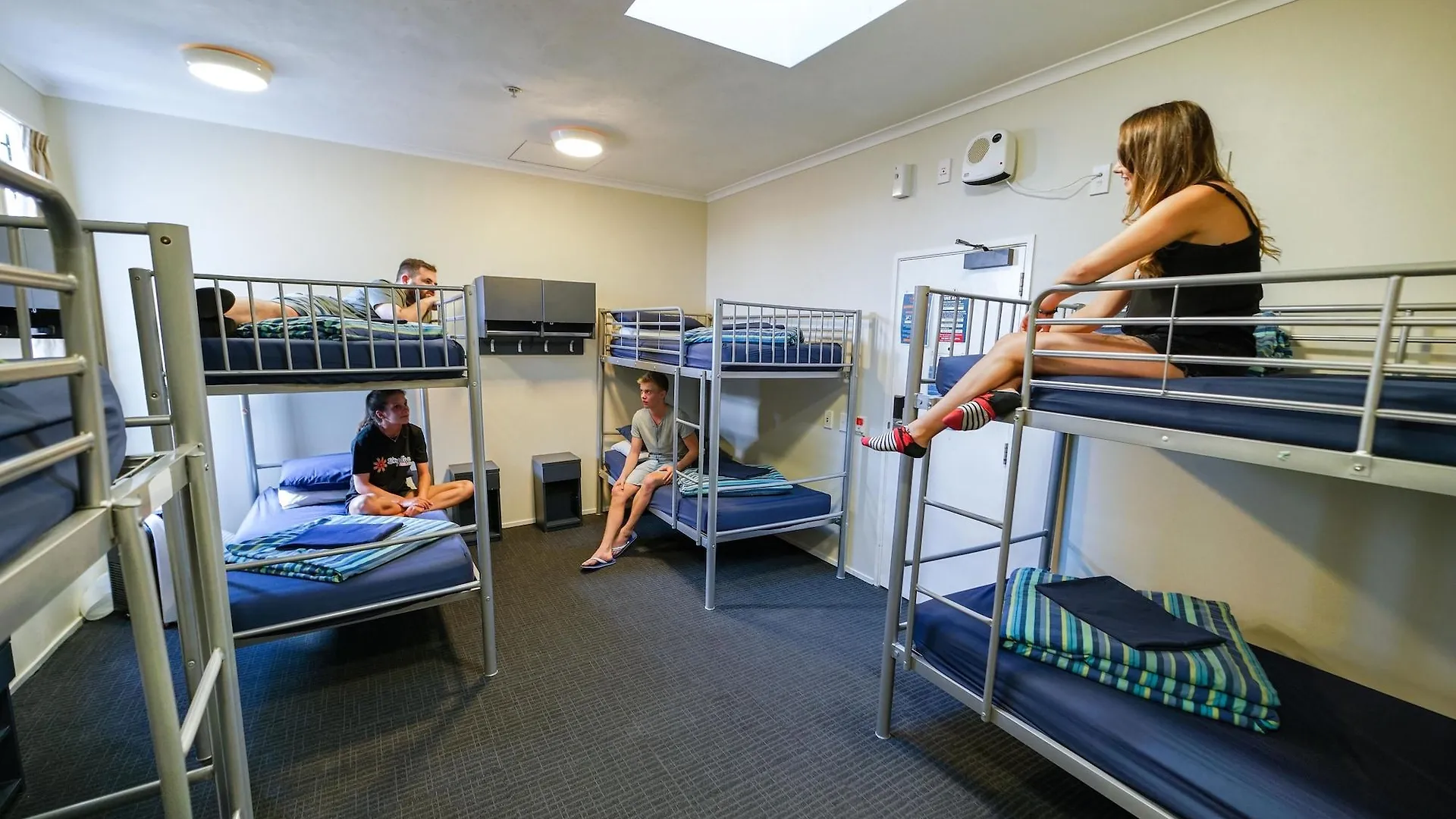 Nomads Capital Backpackers - Wellington (Adults Only) Hostel