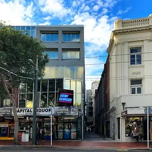 Laneway Backpackers Hostel