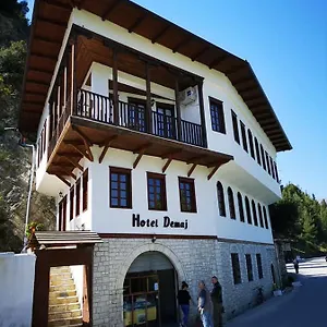  Bed and breakfast Demaj Albania